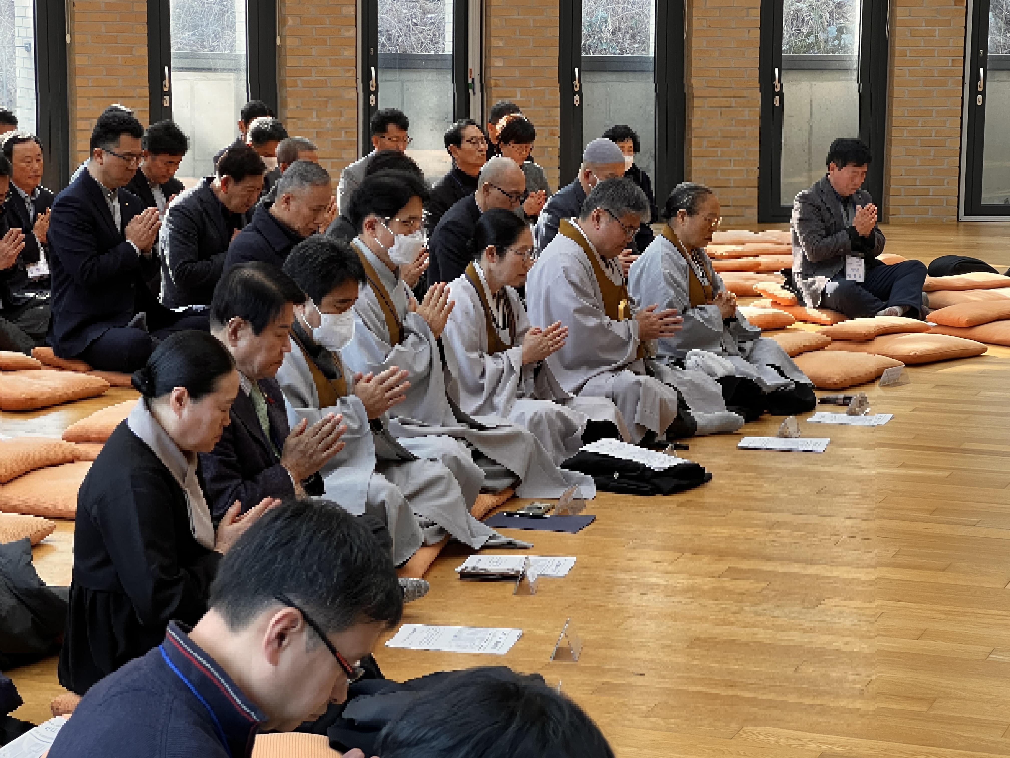 20250121 영산성지공동체 신년하례 2.jpg